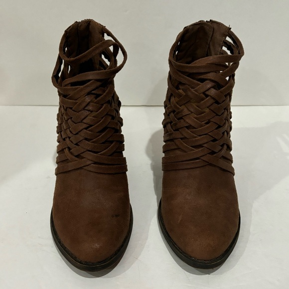 FERGALICIOUS Women’s Weaver Multi Strap Woven Ankle Boots Booties brown size 6.5 - Picture 3 of 8